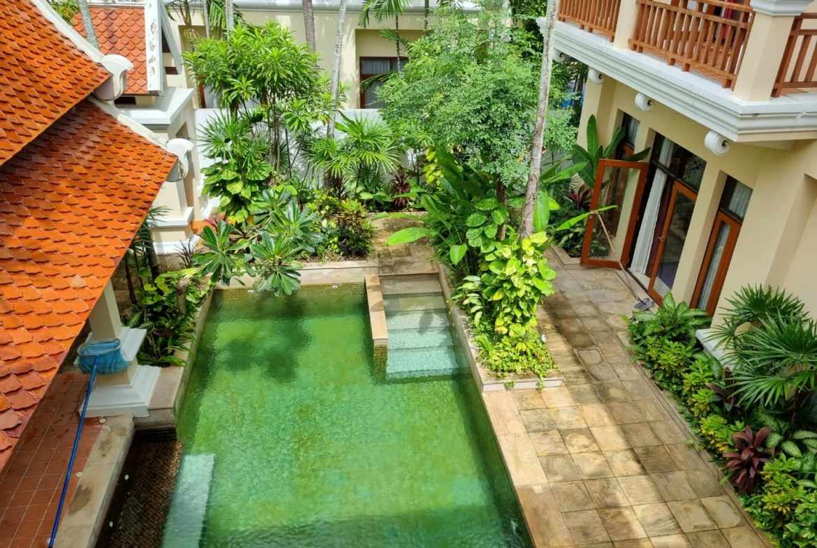 view talay marilla pool villa for sale pattaya