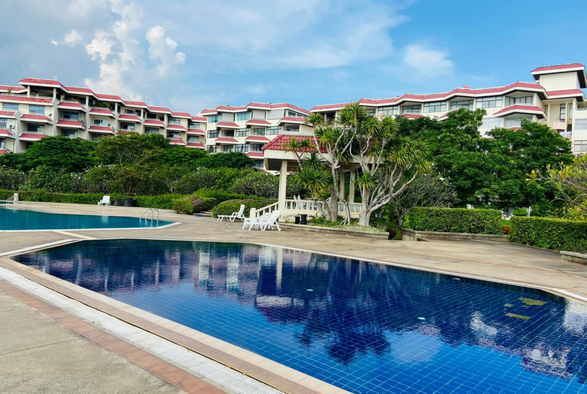 bay view resort banglamung naklua condo for sale