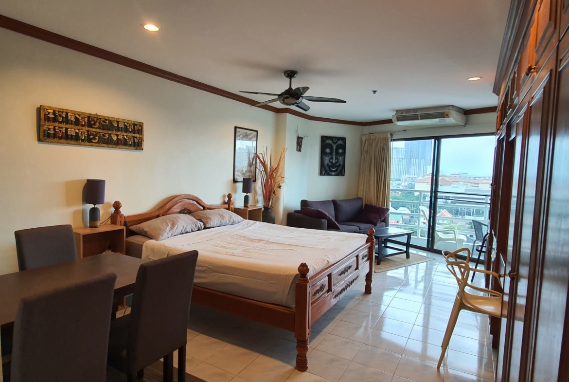 Renovated studio for sale in View Talay 2